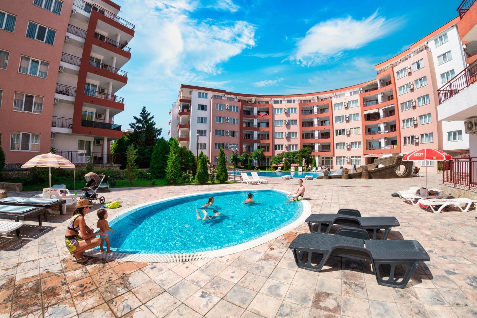 Privillege Fort Noks Beach Apartments Elenite Exteriör bild