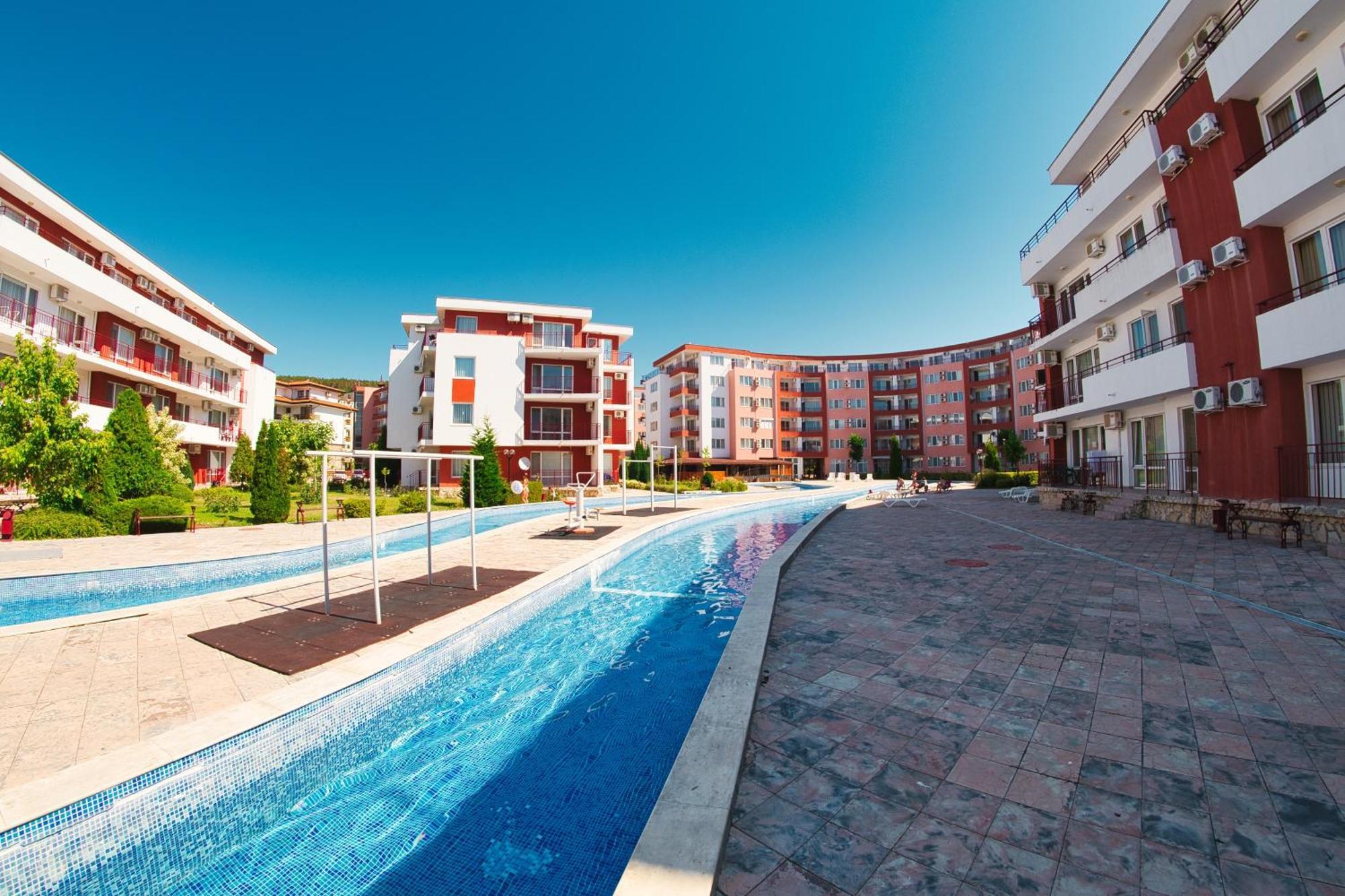 Privillege Fort Noks Beach Apartments Elenite Exteriör bild