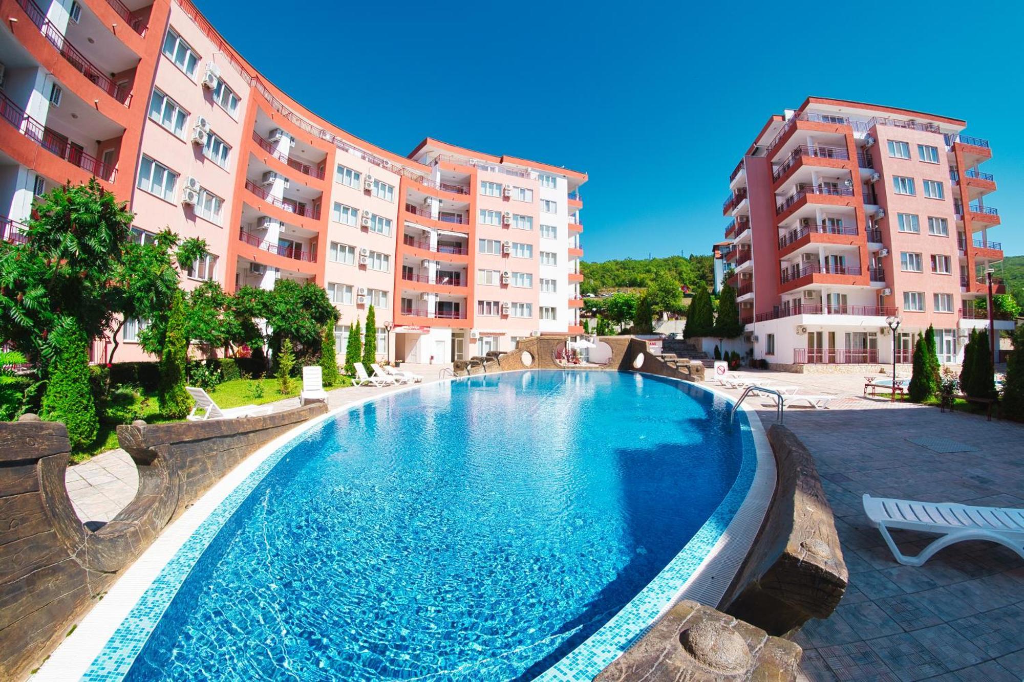 Privillege Fort Noks Beach Apartments Elenite Exteriör bild